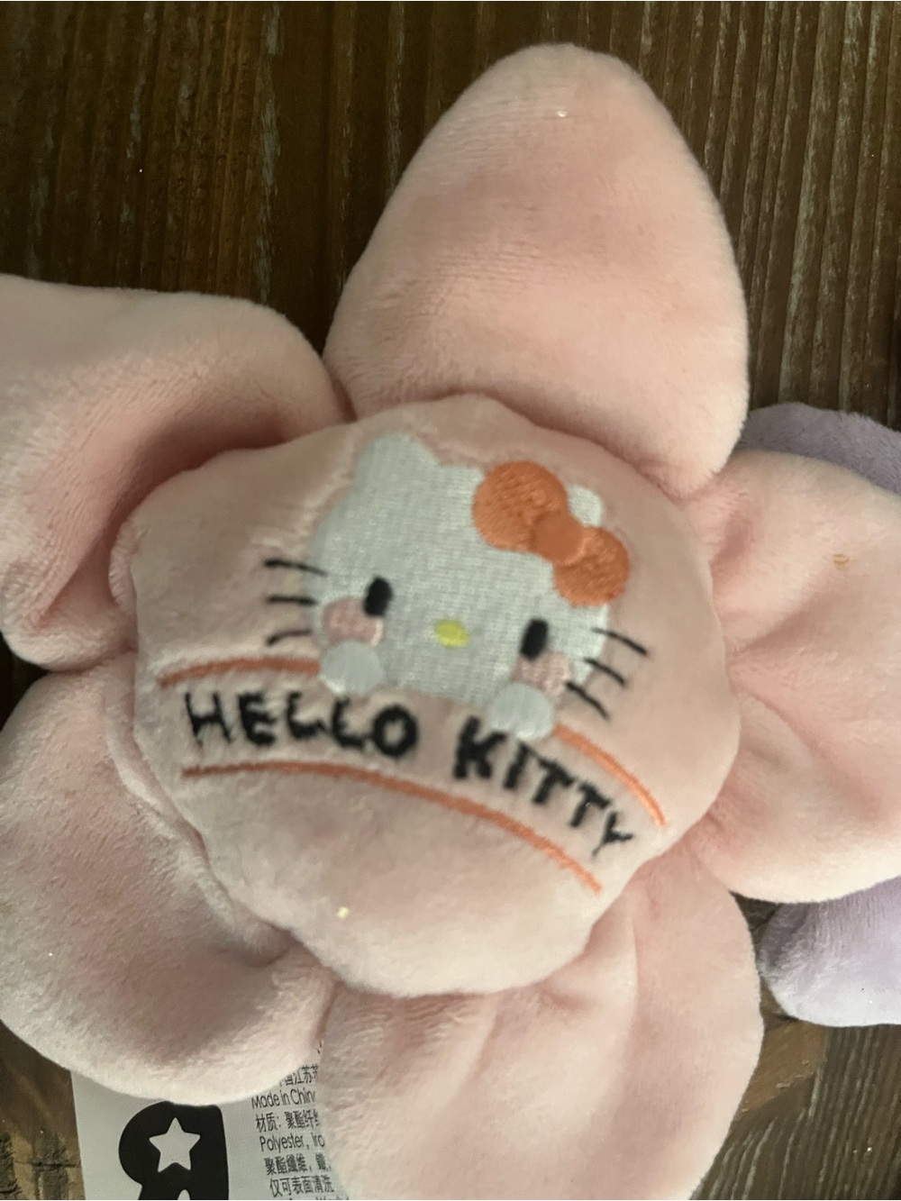Hello Kitty Plush Flower Pair in Pink, Purple & Mint Green - Picture 5 of 9